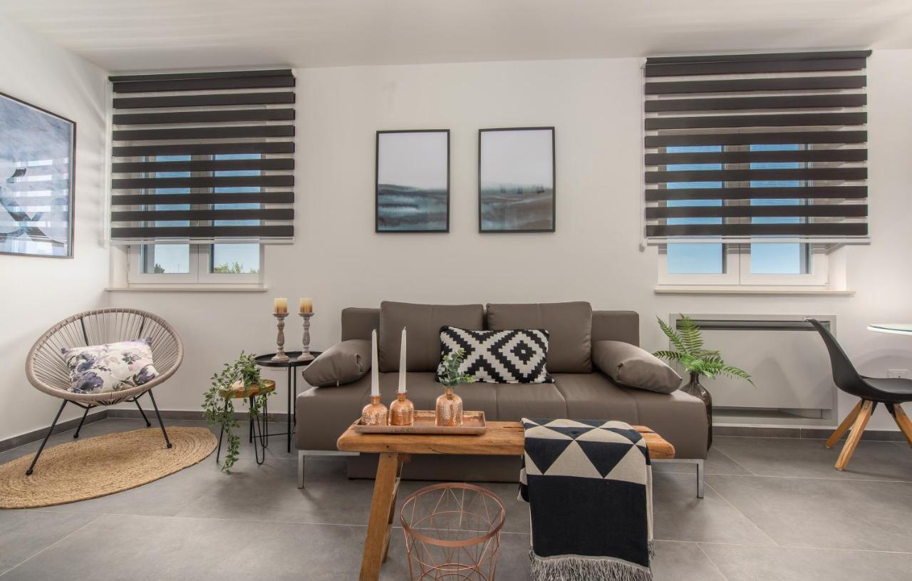 Apart Residence Galant Rovinj Buitenkant foto